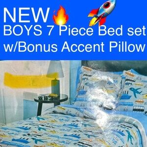 New🔥Boys 7 Piece Travel/Space Rocket Comforter Set with Bonus Snuggle Pillow🚀